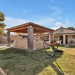 Perfect Spacious Escape With Heated Pool And Spa