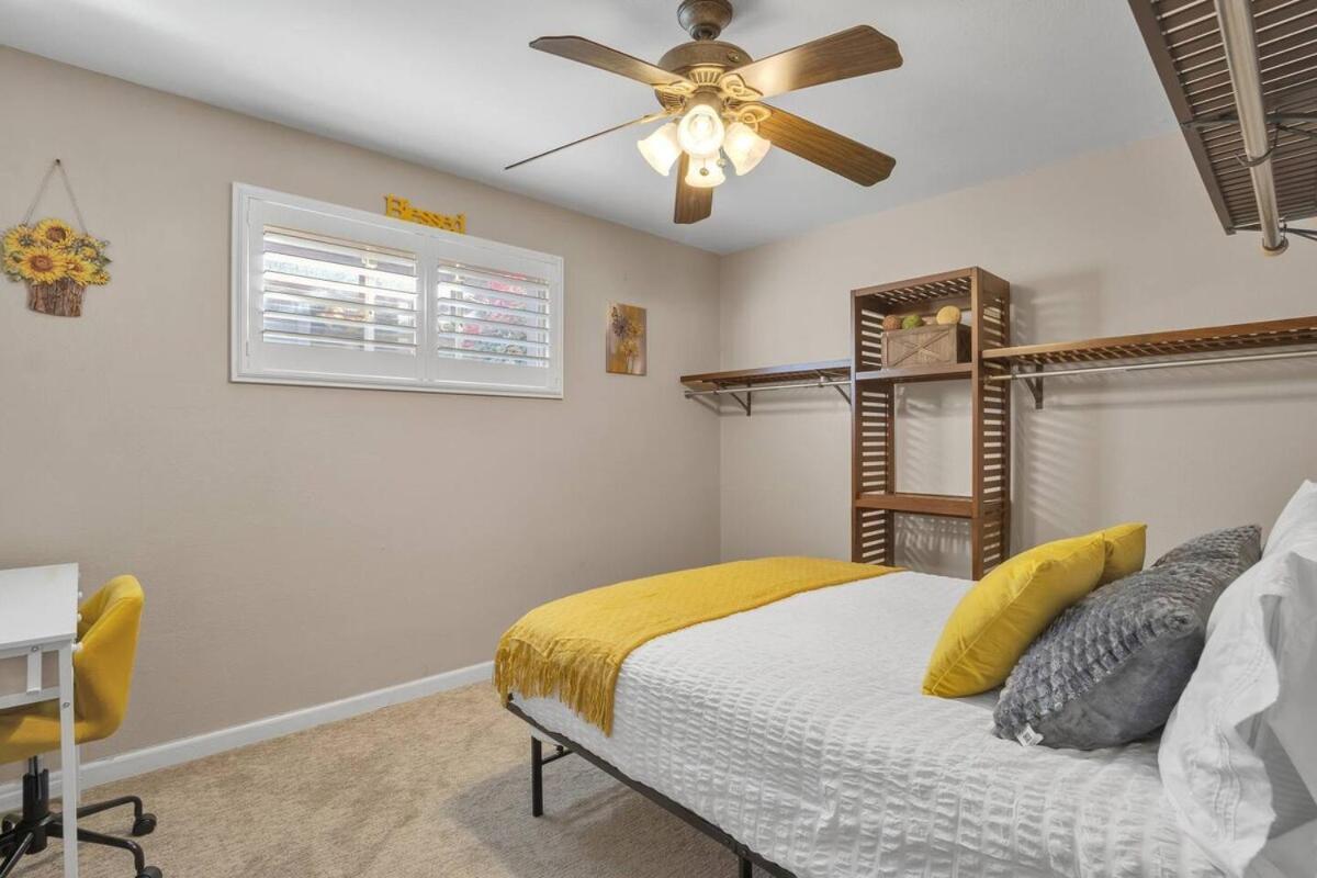 Perfect Spacious Escape With Heated Pool And *